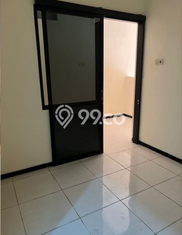 Lokasi terbaik! Rumah siap pakai disewakan di Tambaksari LB 100m2 Lokasi terbaik! Rumah siap pakai disewakan di Tambaksari LB 100m2