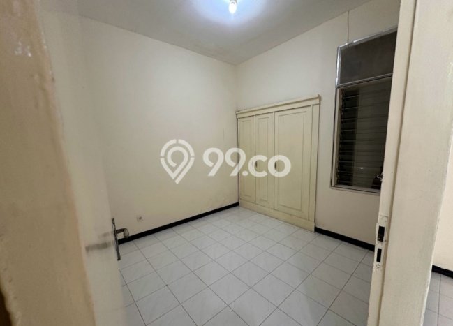 Rumah Strategis Minimalis Lb 140m2 di Rungkut, Surabaya Rumah Strategis Minimalis Lb 140m2 di Rungkut, Surabaya