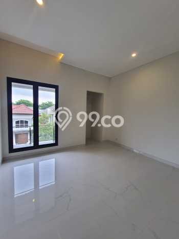 Rumah Luxury Modern Siap Huni di Citraland Surabaya Rumah Luxury Modern Siap Huni di Citraland Surabaya