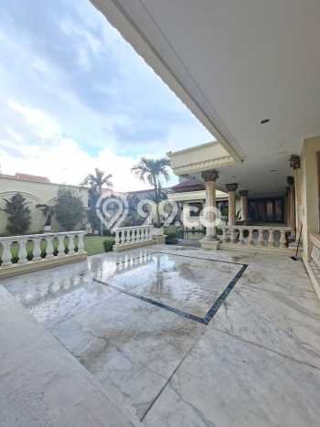 Rumah Elit Modern Tanpa Renovasi di Jemursari Surabaya Rumah Elit Modern Tanpa Renovasi di Jemursari Surabaya