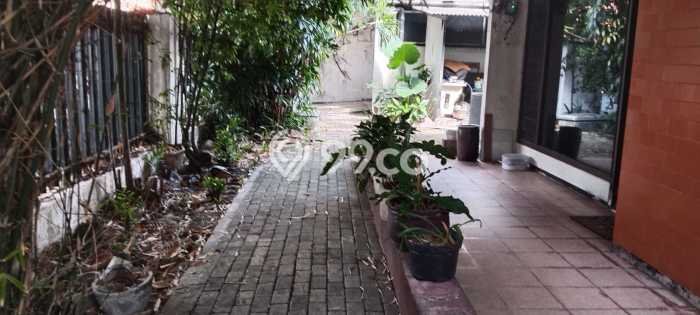 Rumah Eksklusif Dijual LT 424m2 di Jemursari, Surabaya Rumah Eksklusif Dijual LT 424m2 di Jemursari, Surabaya