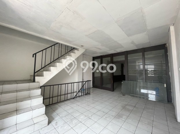Ruko Dijual di Depok LT 140m2 & LB 275m2 Lokasi Terbaik! Ruko Dijual di Depok LT 140m2 & LB 275m2 Lokasi Terbaik!