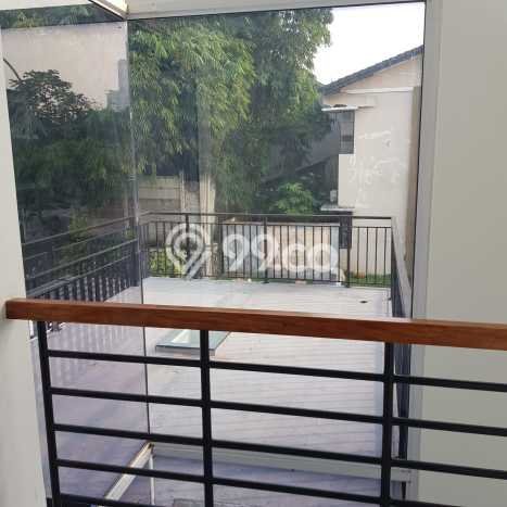 Dijual Rumah 4 Kamar Lokasi Strategis Bagus dan Strategis di BSD Dijual Rumah 4 Kamar Lokasi Strategis Bagus dan Strategis di BSD