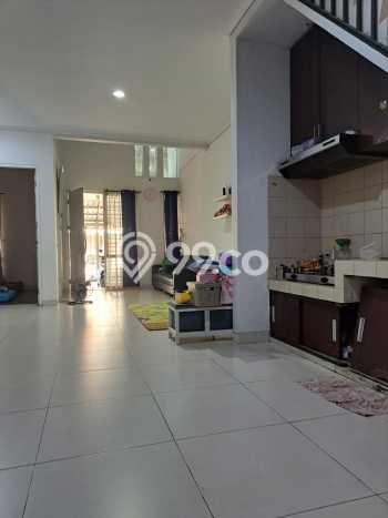 For Sale Rumah 6 Kamar Lokasi Strategis Bagus dan Strategis di BSD For Sale Rumah 6 Kamar Lokasi Strategis Bagus dan Strategis di BSD