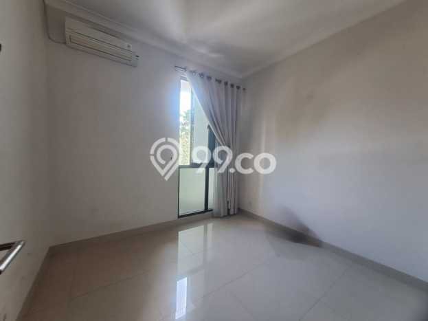 Disewakan! Rumah 3 Kamar Tidur &
3 Kamar Mandi di BSD City, Tangerang Disewakan! Rumah 3 Kamar Tidur &
3 Kamar Mandi di BSD City, Tangerang