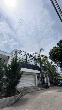 Dijual Rumah Mewah Megah Dengan View Eksklusif di Kayu Putih, Jakarta Timur Dijual Rumah Mewah Megah Dengan View Eksklusif di Kayu Putih, Jakarta Timur