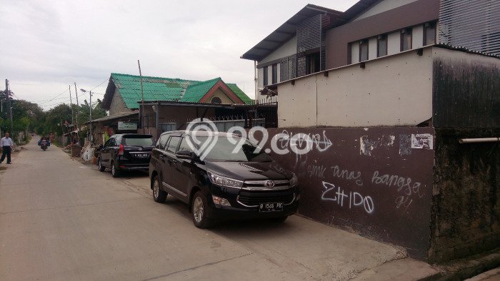 Area Ramai! Gudang Dijual di Benda untuk Bisnis Luas Bangunan 450m2 Area Ramai! Gudang Dijual di Benda untuk Bisnis Luas Bangunan 450m2