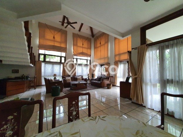 Dijual Rumah Elit Exclusive di BSD, Tangerang Selatan Dijual Rumah Elit Exclusive di BSD, Tangerang Selatan