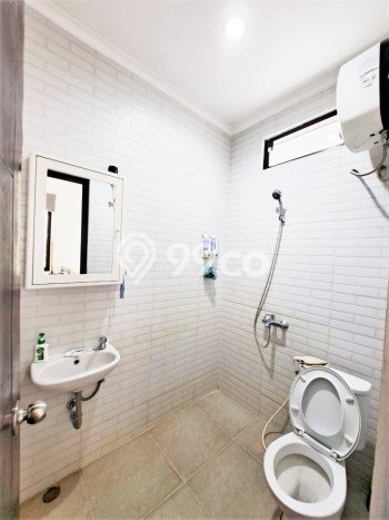 Rumah Modern 2 KT di Bintaro Tangerang Selatan Semi Furnished Rumah Modern 2 KT di Bintaro Tangerang Selatan Semi Furnished