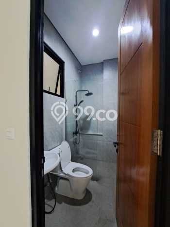 Rumah Modern Cantik 3 Kamar Bisa Langsung Pindah di BSD Rumah Modern Cantik 3 Kamar Bisa Langsung Pindah di BSD