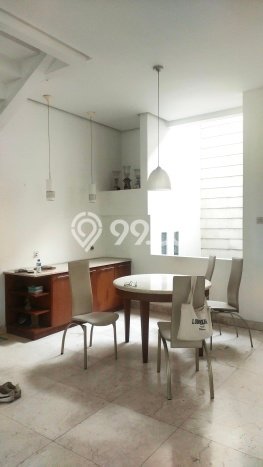 Rumah Eksklusif Dijual LT 180m2 di BSD, Tangerang Selatan Rumah Eksklusif Dijual LT 180m2 di BSD, Tangerang Selatan