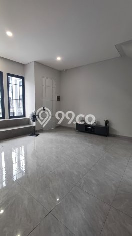 Rumah Mewah Dijual LT 84m2 di BSD, Tangerang Selatan Rumah Mewah Dijual LT 84m2 di BSD, Tangerang Selatan