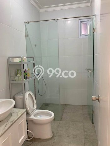 Dijual Rumah Mewah Elegan Dengan View Cantik di Gading Serpong, Tangerang Dijual Rumah Mewah Elegan Dengan View Cantik di Gading Serpong, Tangerang