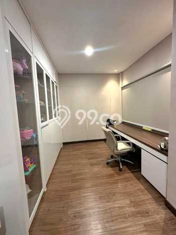 Ready to Use! Luxury House LT 144m2 Desain Elegan di Gading Serpong Ready to Use! Luxury House LT 144m2 Desain Elegan di Gading Serpong