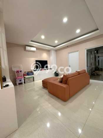 Ready to Use! Luxury House LT 144m2 Desain Elegan di Gading Serpong Ready to Use! Luxury House LT 144m2 Desain Elegan di Gading Serpong