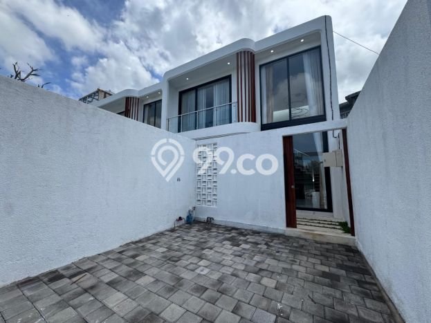 Rumah kawasan Kerobokan, Badung, Luas 120m2m² Bangunan 141m2m² Rumah kawasan Kerobokan, Badung, Luas 120m2m² Bangunan 141m2m²
