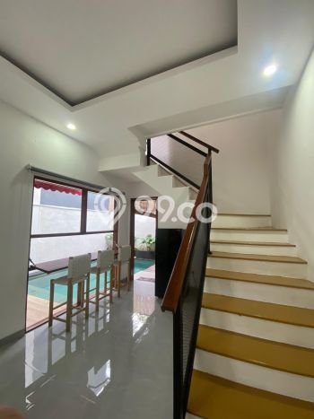 Rumah Lokasi Strategis di , Badung, Luas 130m2m² LB 85m2m² Rumah Lokasi Strategis di , Badung, Luas 130m2m² LB 85m2m²