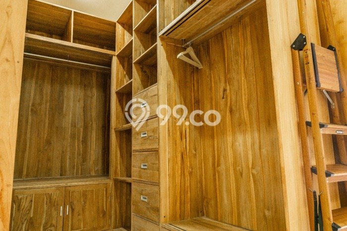 HARGA TERBAIK! Vila Kawasan , Ukuran 1070m2m², Kawasan Berkembang dengan prospek naik HARGA TERBAIK! Vila Kawasan , Ukuran 1070m2m², Kawasan Berkembang dengan prospek naik