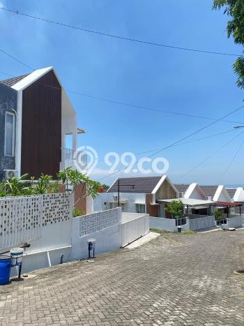 Rumah lokasi Ngaliyan, Semarang, Luas 120m2m² Bangunan 65m2m² Rumah lokasi Ngaliyan, Semarang, Luas 120m2m² Bangunan 65m2m²