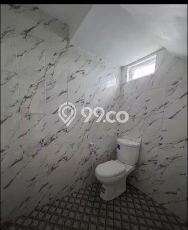 Jual Cepat Rumah 3 Kamar Tidur di Kawasan Residential Banyumanik, Semarang Jual Cepat Rumah 3 Kamar Tidur di Kawasan Residential Banyumanik, Semarang