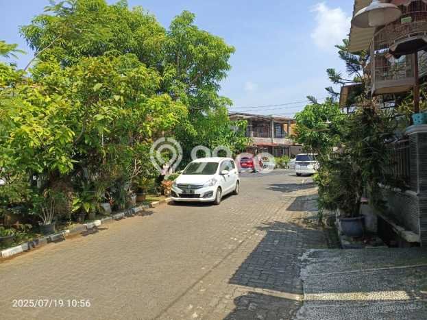 Rumah Strategis Minimalis Lb 150m2 di Banyumanik, Semarang Rumah Strategis Minimalis Lb 150m2 di Banyumanik, Semarang