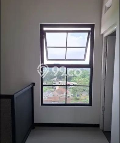 Jual Cepat Rumah 3 Kamar Tidur di Kawasan Residential Banyumanik, Semarang Jual Cepat Rumah 3 Kamar Tidur di Kawasan Residential Banyumanik, Semarang