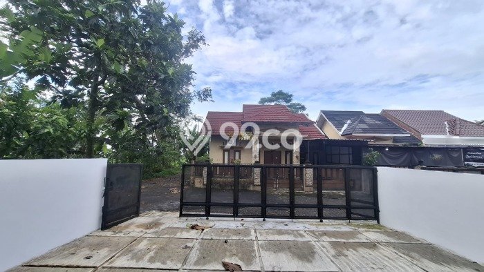 Jual Rumah Favorit Siap Huni LB 100m2 di Ngemplak, Sleman Jual Rumah Favorit Siap Huni LB 100m2 di Ngemplak, Sleman
