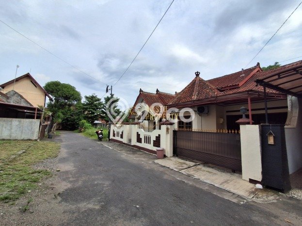 Dijual Cepat Rumah Bagus Siap Huni LB 126m2 di Kalasan, Sleman Dijual Cepat Rumah Bagus Siap Huni LB 126m2 di Kalasan, Sleman