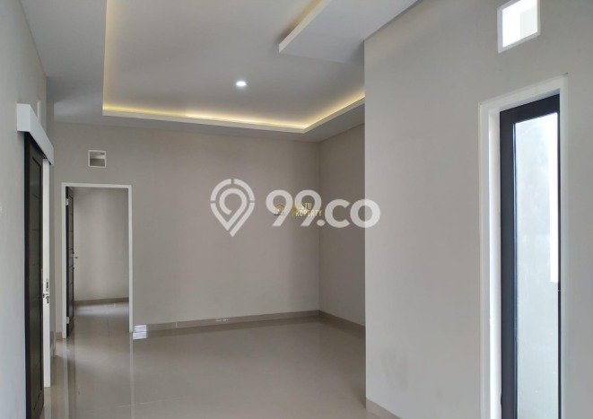 Dijual Rumah 4 Kamar Lokasi Ideal Bagus dan Strategis di Depok Dijual Rumah 4 Kamar Lokasi Ideal Bagus dan Strategis di Depok
