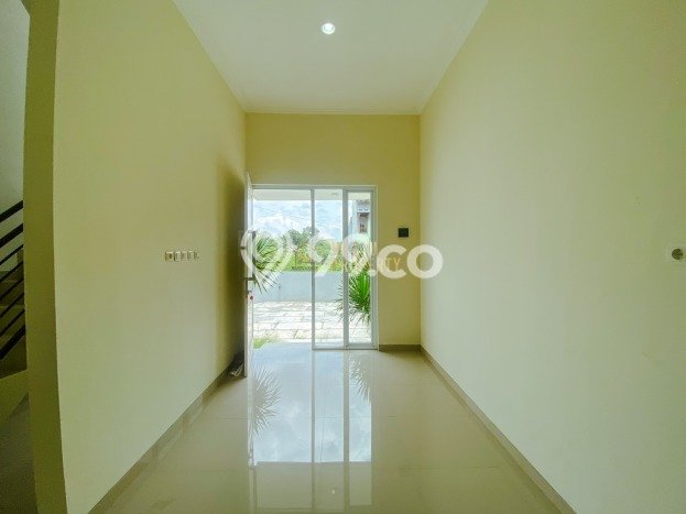 Rumah Modern 3 KT di Maguwoharjo Yogyakarta Unfurnished Rumah Modern 3 KT di Maguwoharjo Yogyakarta Unfurnished