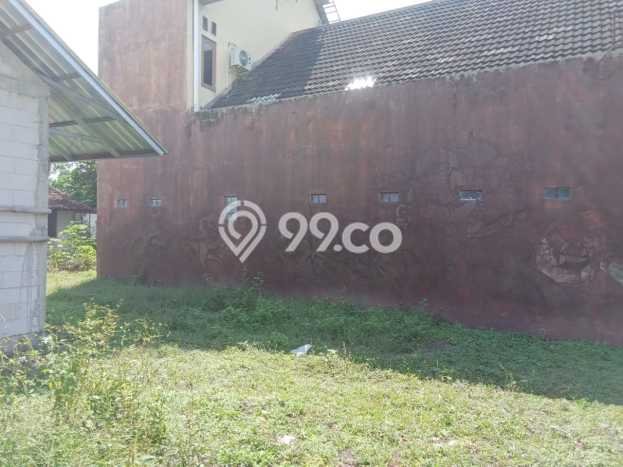 Tanah Dijual Lokasi Strategis di Yogyakarta dengan Luas 1142m2 Tanah Dijual Lokasi Strategis di Yogyakarta dengan Luas 1142m2