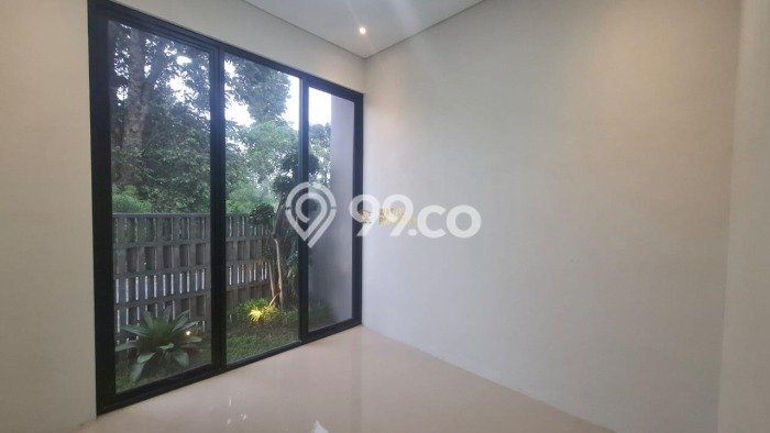 For Sale Rumah 3 Kamar Lokasi Strategis Nyaman dan Strategis di Depok For Sale Rumah 3 Kamar Lokasi Strategis Nyaman dan Strategis di Depok