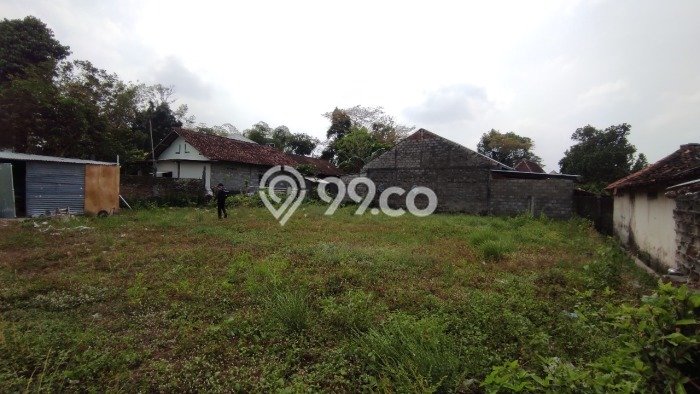 Kavling Tanah di Ngaglik Dijual Luas 211m2 Legalitas SHM Kavling Tanah di Ngaglik Dijual Luas 211m2 Legalitas SHM