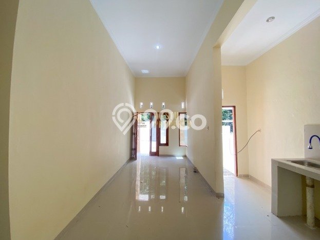 Rumah Sederhana Dijual di Moyudan 2 Kamar dengan Luas Tanah 115m2 Rumah Sederhana Dijual di Moyudan 2 Kamar dengan Luas Tanah 115m2
