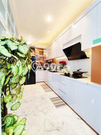 PROPERTI UNGGULAN! Rumah Premium di Depok, Luas 123m2m² LB 200m2m² PROPERTI UNGGULAN! Rumah Premium di Depok, Luas 123m2m² LB 200m2m²
