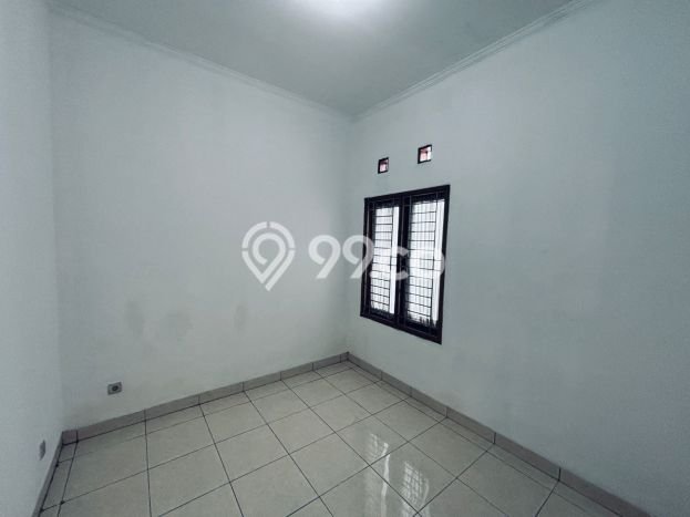 Rumah Bagus Siap Huni Di Batununggal Luas 100m2 Lokasi Strategis Rumah Bagus Siap Huni Di Batununggal Luas 100m2 Lokasi Strategis