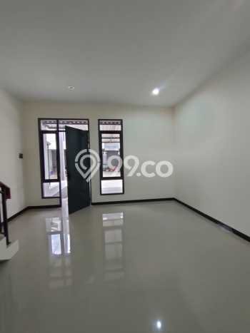 Rumah sewa siap huni 3 Kamar Tidur di Taman Kopo Indah, Bandung Rumah sewa siap huni 3 Kamar Tidur di Taman Kopo Indah, Bandung