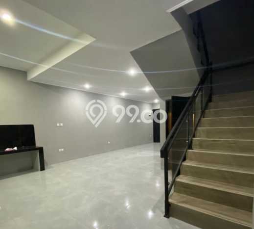 Rumah Minimalis 3 KT di Taman Kopo Indah Bandung Unfurnished Rumah Minimalis 3 KT di Taman Kopo Indah Bandung Unfurnished