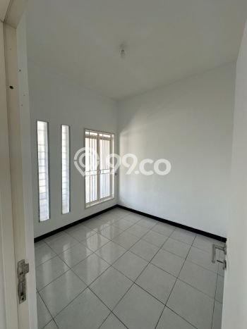 Rumah Modern 3 Kamar LT 99m2 di Taman Kopo Indah Rumah Modern 3 Kamar LT 99m2 di Taman Kopo Indah