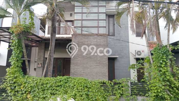 NEW LISTING! Rumah Strategis area , LT 125m2m² LB 110m2m² NEW LISTING! Rumah Strategis area , LT 125m2m² LB 110m2m²