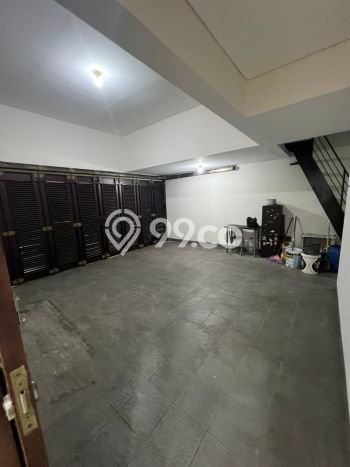 Rumah sewa siap huni 5 Kamar Tidur di Pulomas, Jakarta Timur Rumah sewa siap huni 5 Kamar Tidur di Pulomas, Jakarta Timur