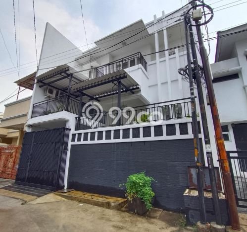 Rumah Modern 5 KT di Taman Galaxy Bekasi Semi Furnished Rumah Modern 5 KT di Taman Galaxy Bekasi Semi Furnished