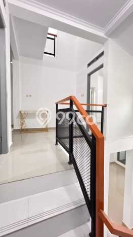 Rumah Modern Cantik 4 Kamar Bisa Langsung Pindah di Bekasi Utara Rumah Modern Cantik 4 Kamar Bisa Langsung Pindah di Bekasi Utara