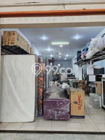 Ruko paling strategis disewakan di Mustikajaya Bekasi Ruko paling strategis disewakan di Mustikajaya Bekasi
