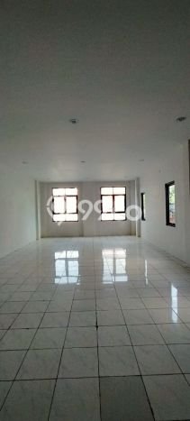 Ruko Kawasan , Luas 180m2m², For Rent, Area Komersial, Siap Pakai Ruko Kawasan , Luas 180m2m², For Rent, Area Komersial, Siap Pakai