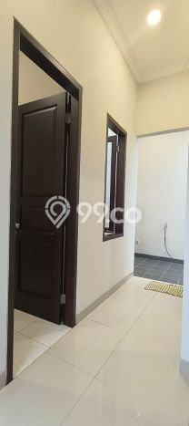Siap Huni Rumah Mewah 5 Kamar di Duren Sawit Dekat ke Mana Pun Siap Huni Rumah Mewah 5 Kamar di Duren Sawit Dekat ke Mana Pun