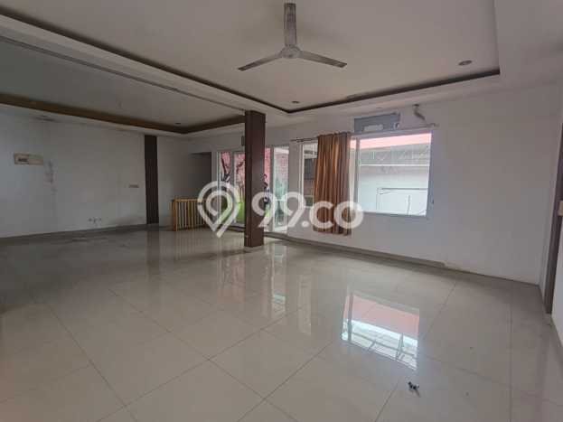 Ruko For Rent Kawasan , Luas 292m2m², Area Premium Ruko For Rent Kawasan , Luas 292m2m², Area Premium