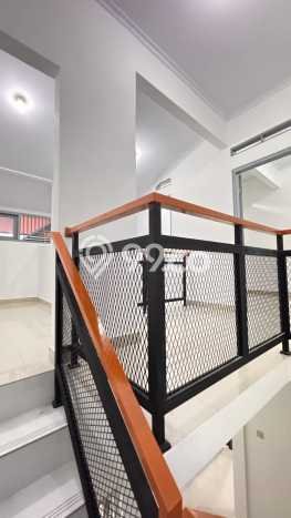 Rumah Modern Cantik 4 Kamar Bisa Langsung Pindah di Bekasi Utara Rumah Modern Cantik 4 Kamar Bisa Langsung Pindah di Bekasi Utara