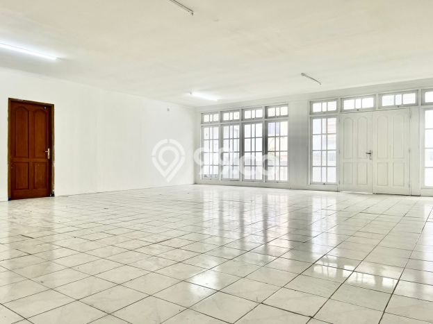 Kantor untuk disewa di Mampang Prapatan punya LT 1900m2 & LB 1500m2 harga sewa kompetitif Kantor untuk disewa di Mampang Prapatan punya LT 1900m2 & LB 1500m2 harga sewa kompetitif