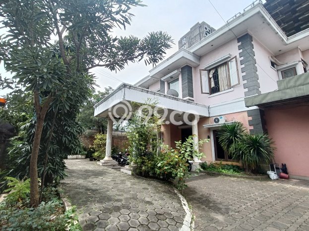 Dijual Rumah Premium dengan Fasilitas Sekitar Lengkap di Kebon Jeruk, Jakarta Barat Dijual Rumah Premium dengan Fasilitas Sekitar Lengkap di Kebon Jeruk, Jakarta Barat